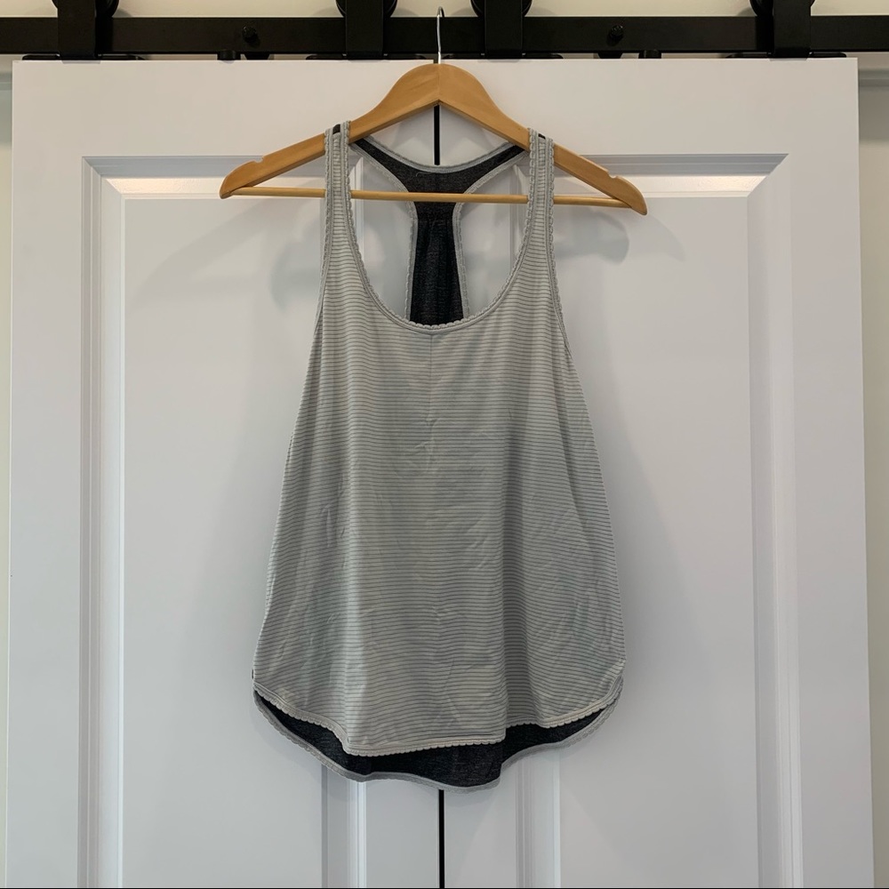Lululemon tank